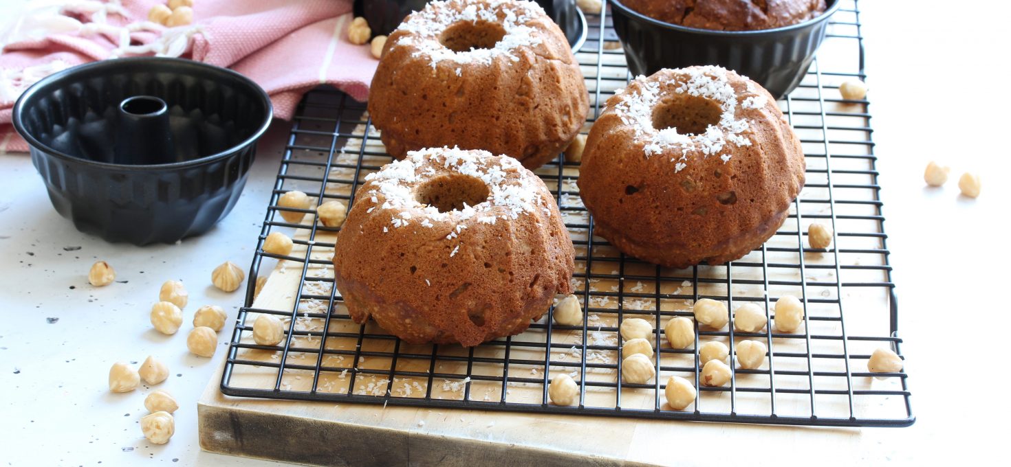 Coffee & Hazelnut Cakes